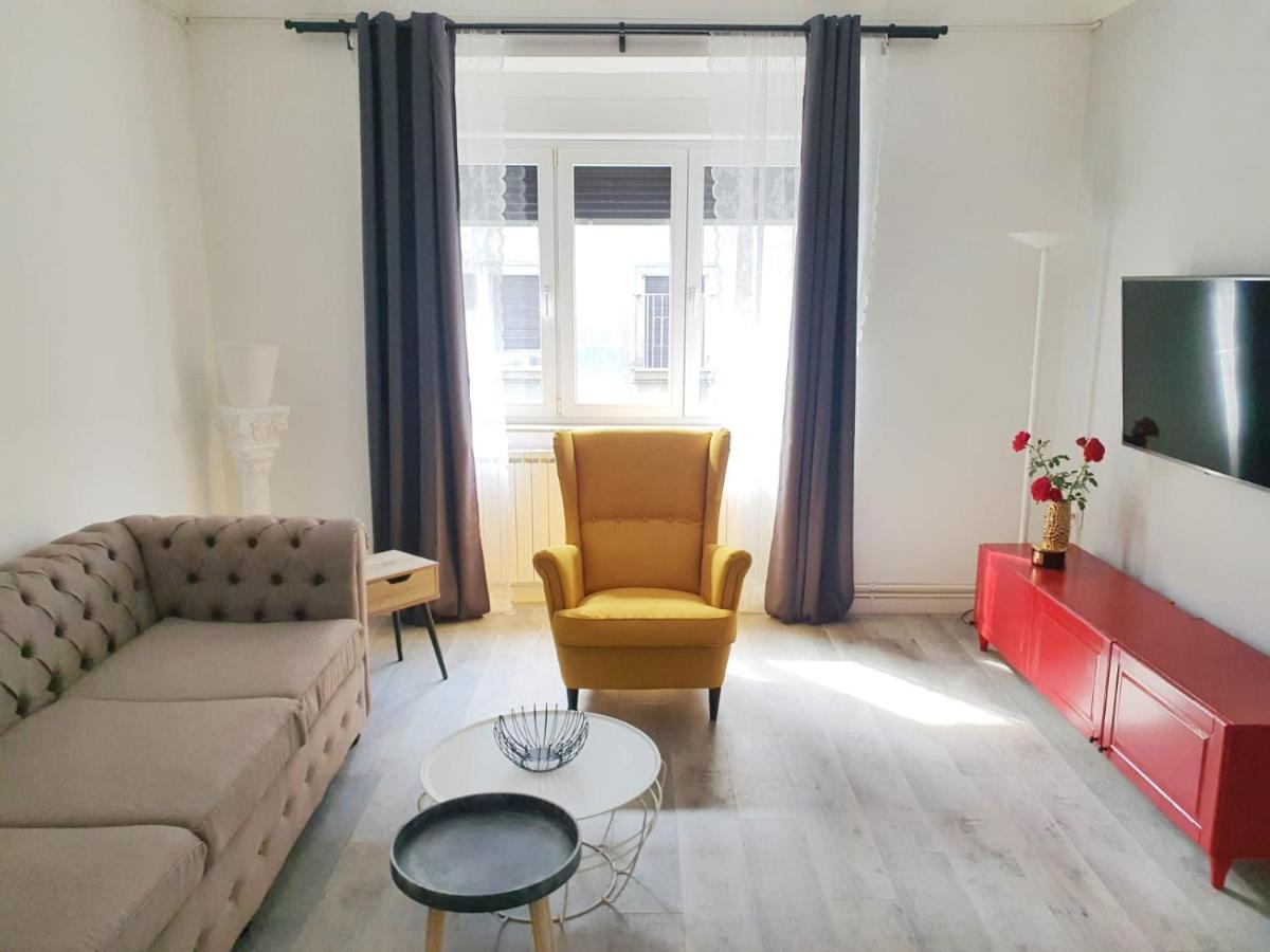 #Chiczagreb Apartments Bagian luar foto